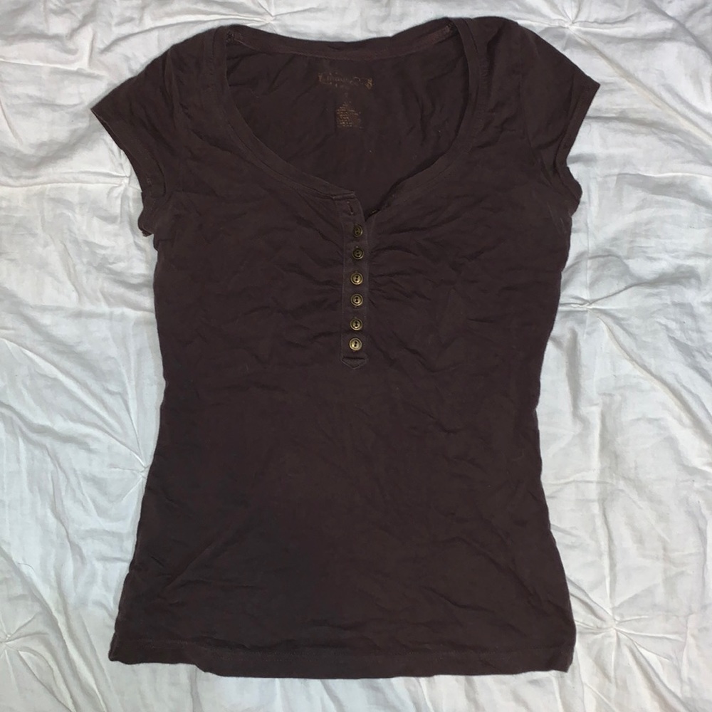 Women’s basic T-shirt